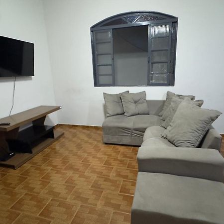 Casas De Temporadas - Hotel Recanto Do Sossego Uberlandia Bagian luar foto