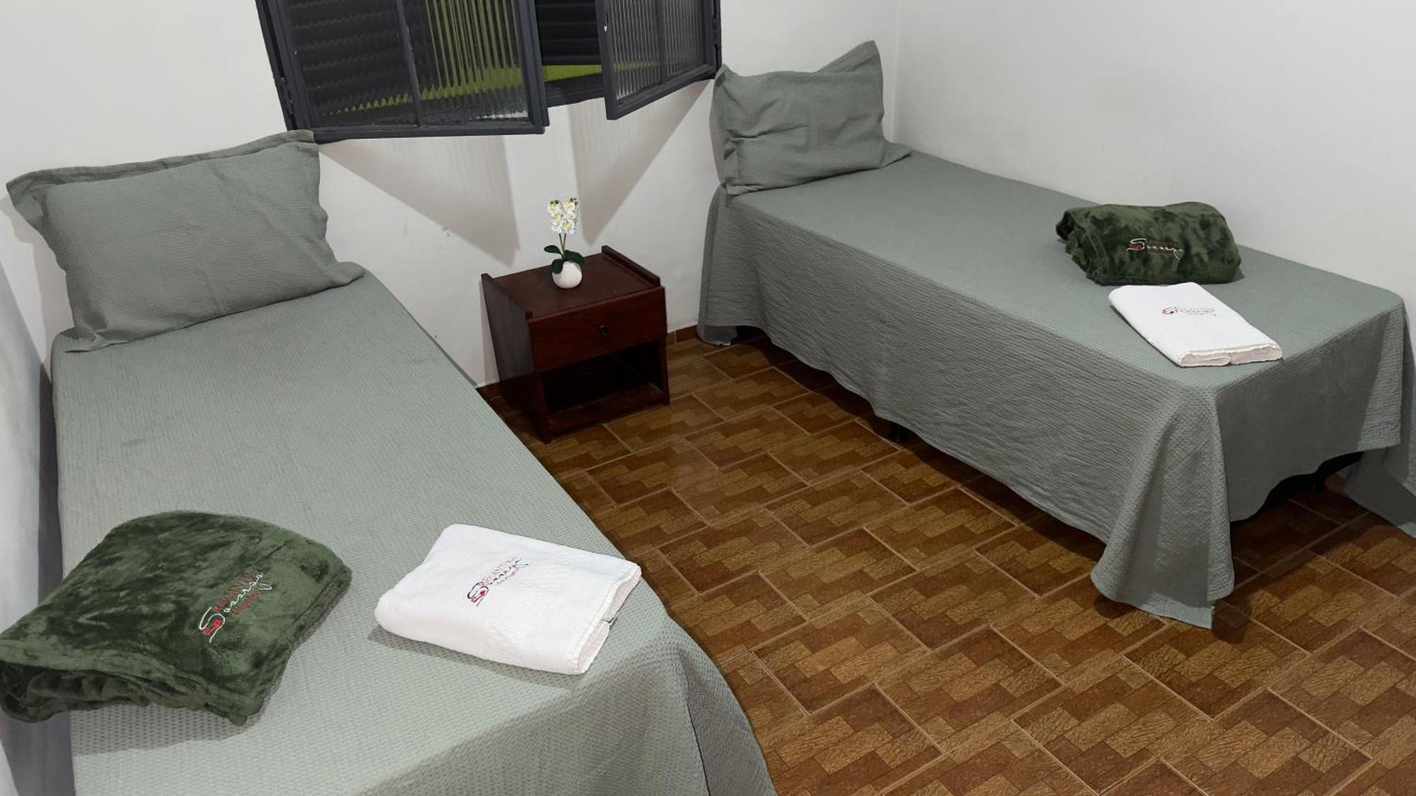 Casas De Temporadas - Hotel Recanto Do Sossego Uberlandia Bagian luar foto